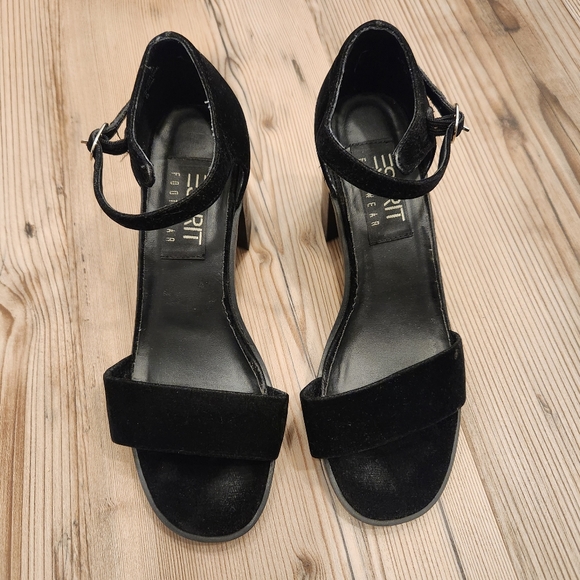 ESPRIT  Black Velvet Ballroom Ankle Strap Heels - Picture 1 of 9